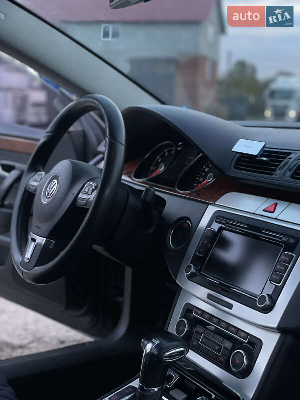 Купе Volkswagen CC / Passat CC 2010 в Звягеле