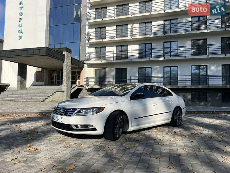 Купе Volkswagen CC / Passat CC 2014 в 
