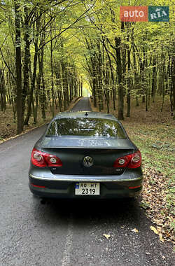 Купе Volkswagen CC / Passat CC 2011 в 