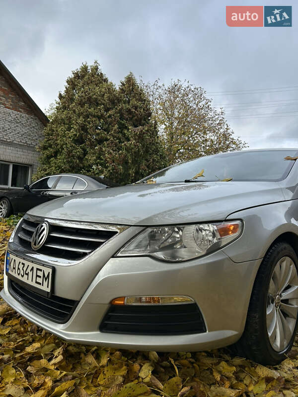 Купе Volkswagen CC / Passat CC 2011 в Фастові