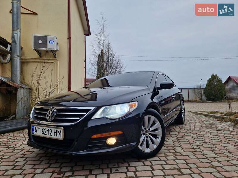 Купе Volkswagen CC / Passat CC 2009 в Надворной