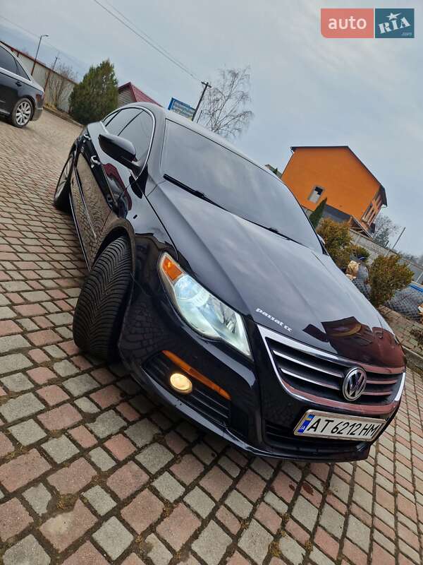 Купе Volkswagen CC / Passat CC 2009 в Надворной