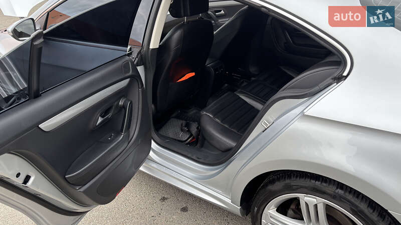 Купе Volkswagen CC / Passat CC 2013 в Києві фото 11 Купе Volkswagen CC / Passat CC 2013 в Києві