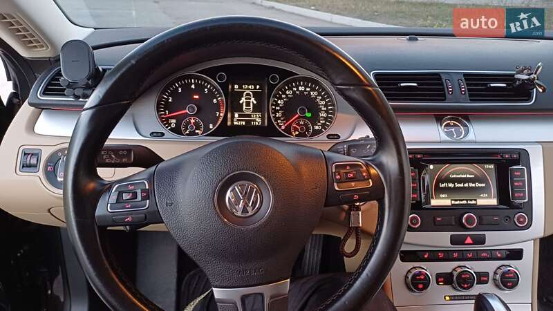 Купе Volkswagen CC / Passat CC 2014 в Запоріжжі