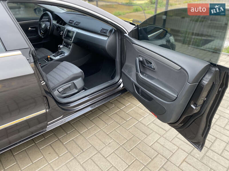 Купе Volkswagen CC / Passat CC 2008 в Умані
