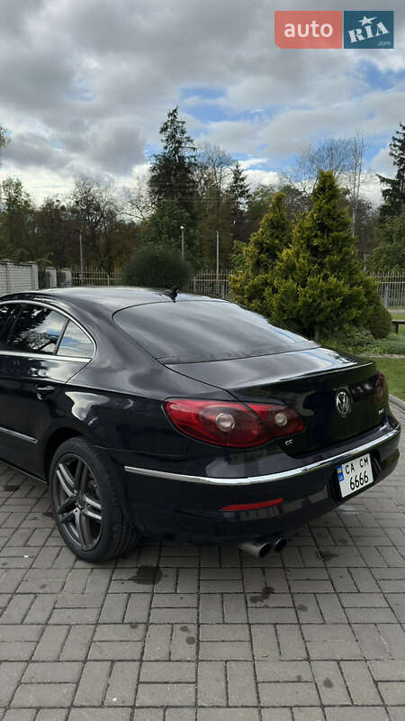 Купе Volkswagen CC / Passat CC 2011 в Смілі