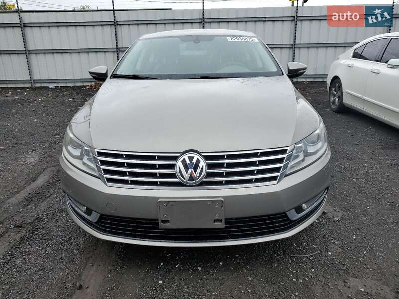 Купе Volkswagen CC / Passat CC 2012 в Львове