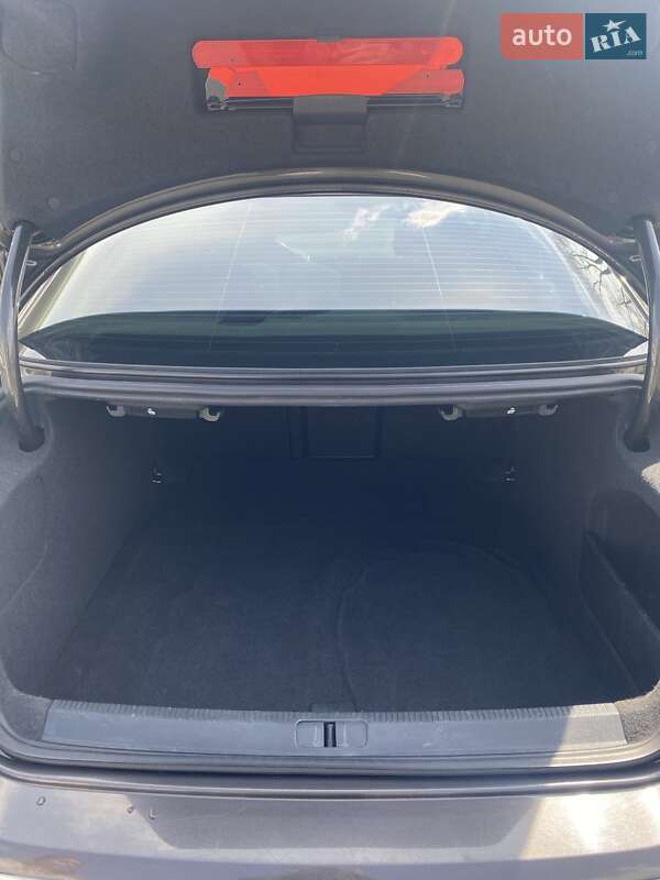 Купе Volkswagen CC / Passat CC 2013 в Киеве