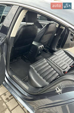 Купе Volkswagen CC / Passat CC 2012 в 