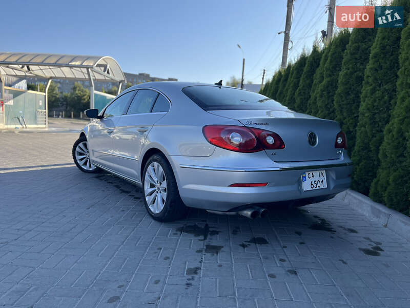 Купе Volkswagen CC / Passat CC 2010 в Черкасах