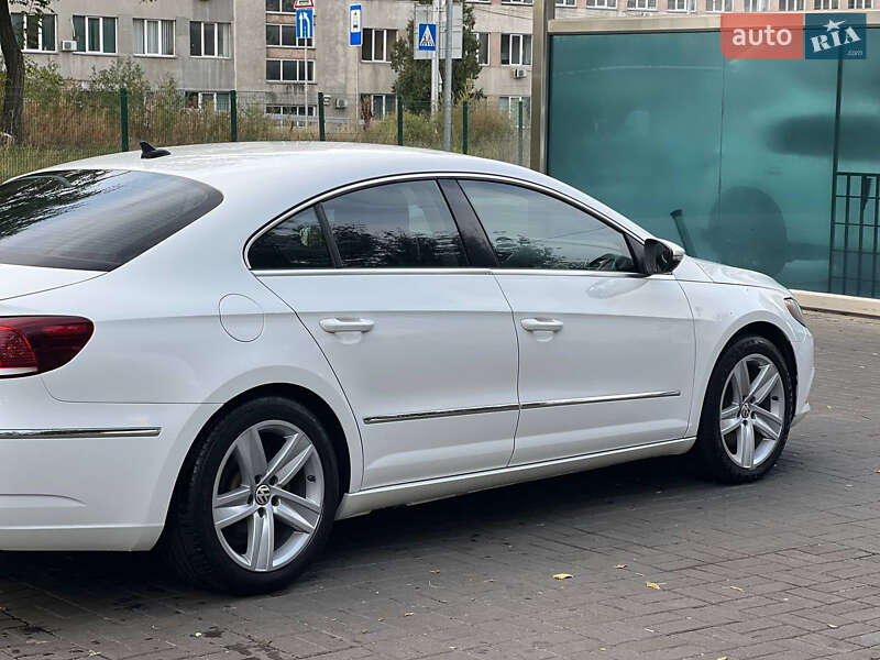 Купе Volkswagen CC / Passat CC 2013 в Києві фото 10 Купе Volkswagen CC / Passat CC 2013 в Києві