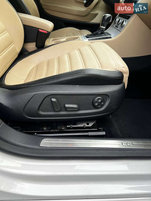 Купе Volkswagen CC / Passat CC 2013 в Києві фото 41 Купе Volkswagen CC / Passat CC 2013 в Києві