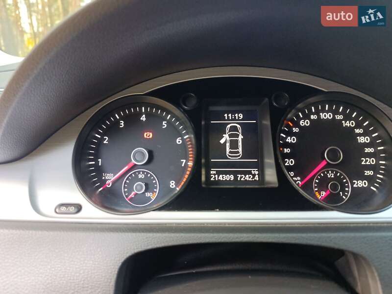 Купе Volkswagen CC / Passat CC 2012 в Каменском фото 5 Купе Volkswagen CC / Passat CC 2012 в Каменском