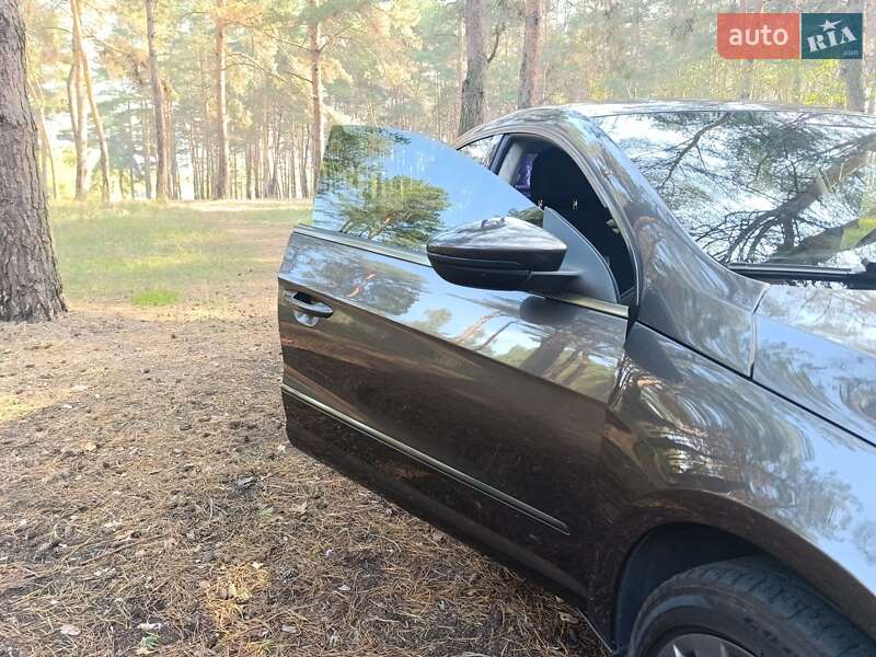 Купе Volkswagen CC / Passat CC 2012 в Каменском фото 20 Купе Volkswagen CC / Passat CC 2012 в Каменском