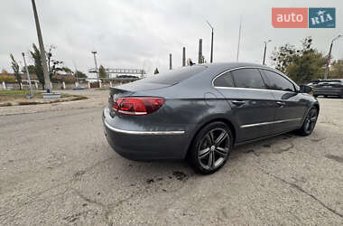 Купе Volkswagen CC / Passat CC 2012 в  фото 13 Купе Volkswagen CC / Passat CC 2012 в