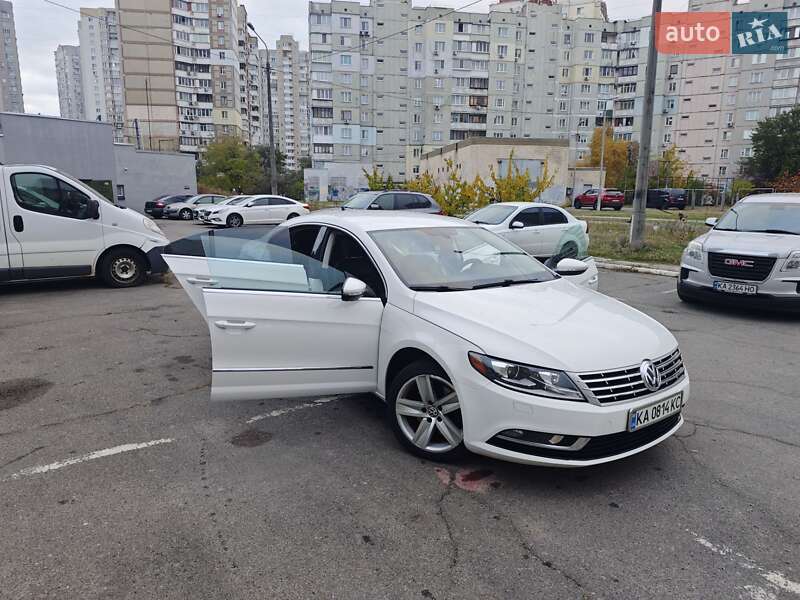 Купе Volkswagen CC / Passat CC 2013 в Киеве