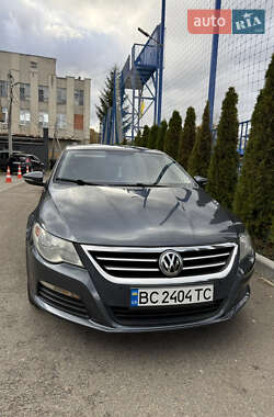 Купе Volkswagen CC / Passat CC 2011 в Стрые