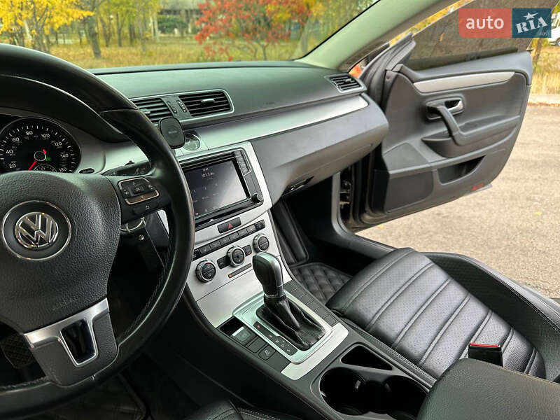 Купе Volkswagen CC / Passat CC 2013 в Днепре фото 8 Купе Volkswagen CC / Passat CC 2013 в Днепре