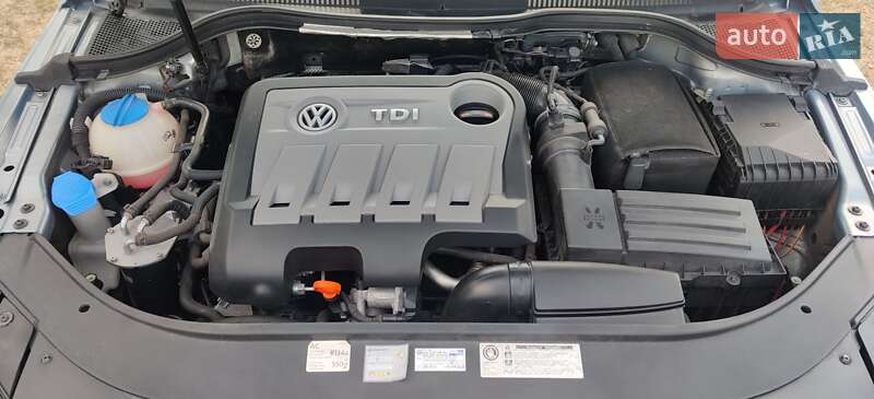 Купе Volkswagen CC / Passat CC 2012 в Каменском