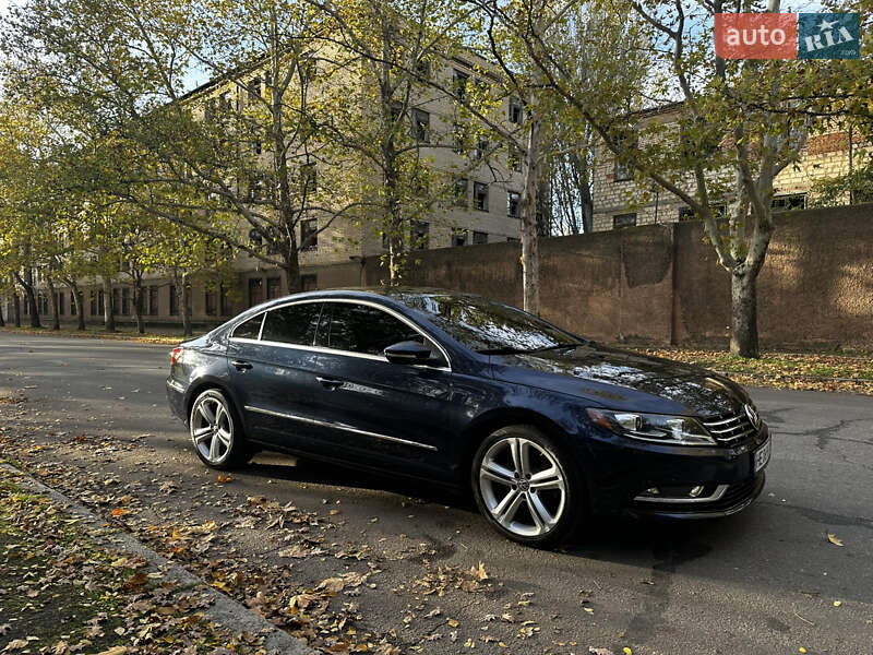 Купе Volkswagen CC / Passat CC 2012 в Миколаєві