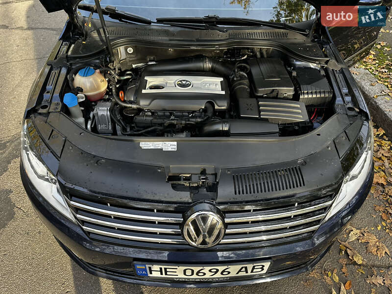 Купе Volkswagen CC / Passat CC 2012 в Миколаєві