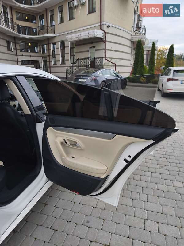 Купе Volkswagen CC / Passat CC 2011 в Шептицькому