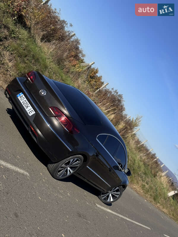 Купе Volkswagen CC / Passat CC 2012 в Іршаві