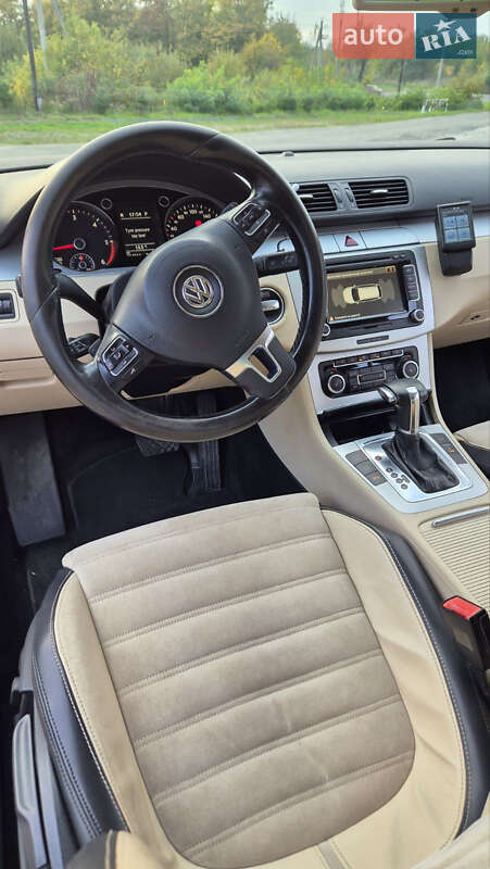 Купе Volkswagen CC / Passat CC 2009 в Львові