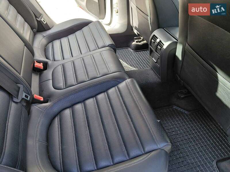 Купе Volkswagen CC / Passat CC 2013 в Умані фото 2 Купе Volkswagen CC / Passat CC 2013 в Умані