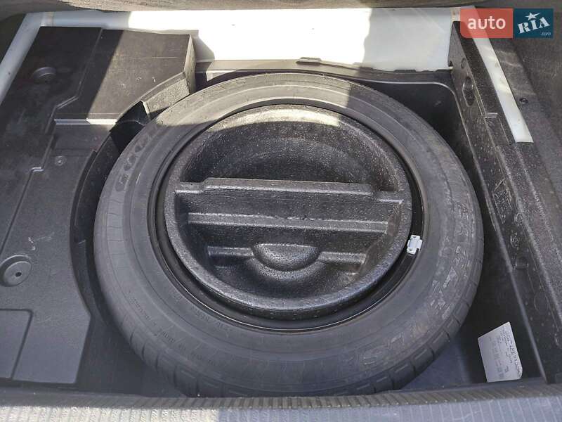 Купе Volkswagen CC / Passat CC 2013 в Умані фото 9 Купе Volkswagen CC / Passat CC 2013 в Умані