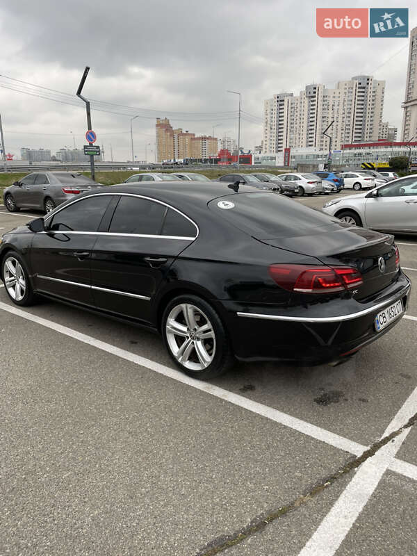 Купе Volkswagen CC / Passat CC 2012 в Києві
