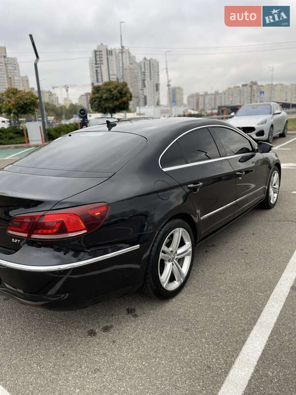 Купе Volkswagen CC / Passat CC 2012 в Києві