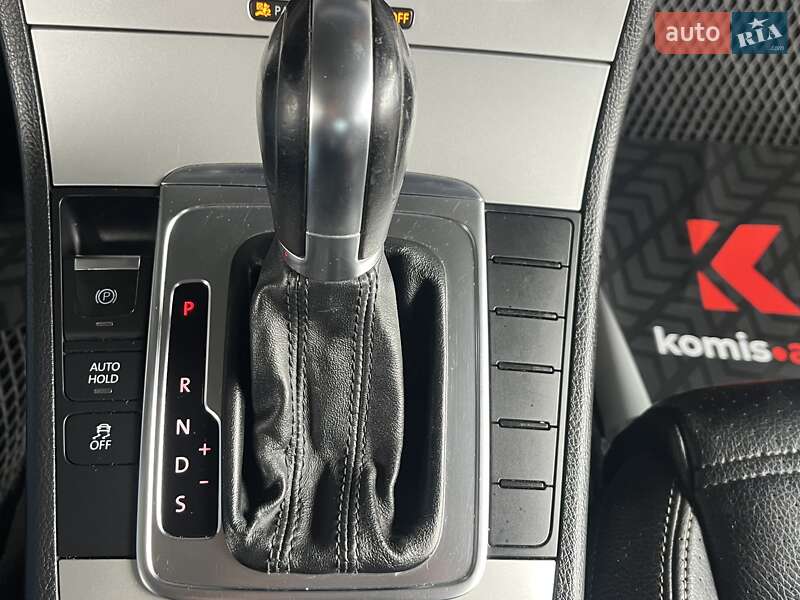 Купе Volkswagen CC / Passat CC 2011 в Вінниці