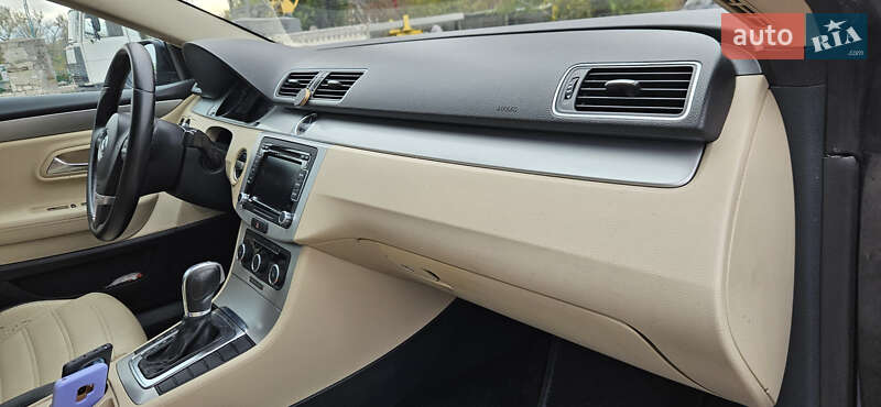 Купе Volkswagen CC / Passat CC 2011 в Желтых Водах фото 16 Купе Volkswagen CC / Passat CC 2011 в Желтых Водах