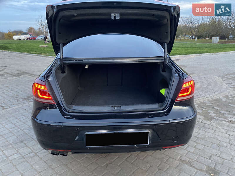 Купе Volkswagen CC / Passat CC 2012 в Хмельницком