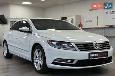 Купе Volkswagen CC / Passat CC 2015 в Києві