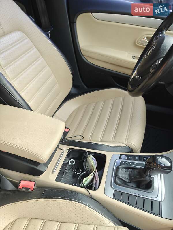 Купе Volkswagen CC / Passat CC 2013 в Одессе