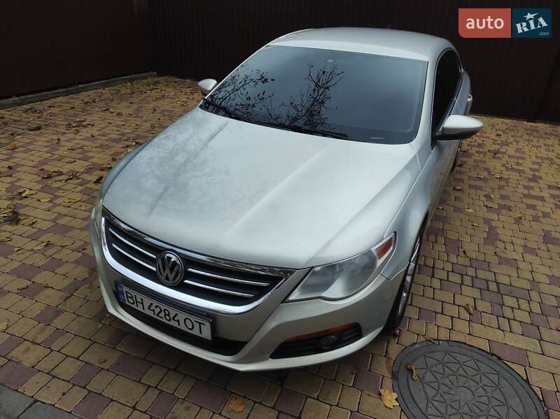 Купе Volkswagen CC / Passat CC 2009 в Одессе