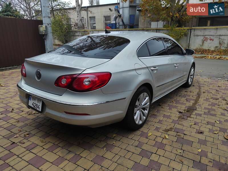 Купе Volkswagen CC / Passat CC 2009 в Одессе