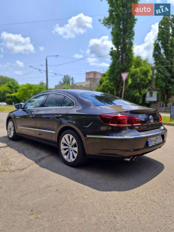 Купе Volkswagen CC / Passat CC 2013 в Одесі