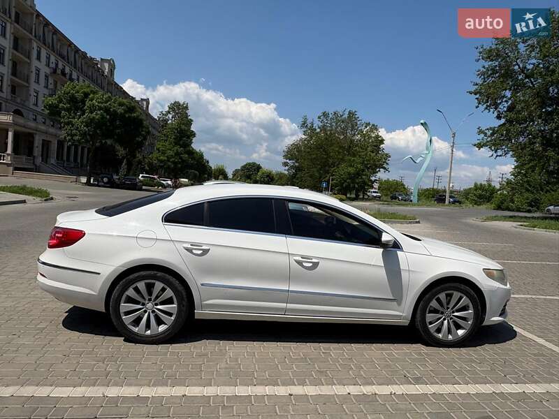 Купе Volkswagen CC / Passat CC 2010 в Одесі