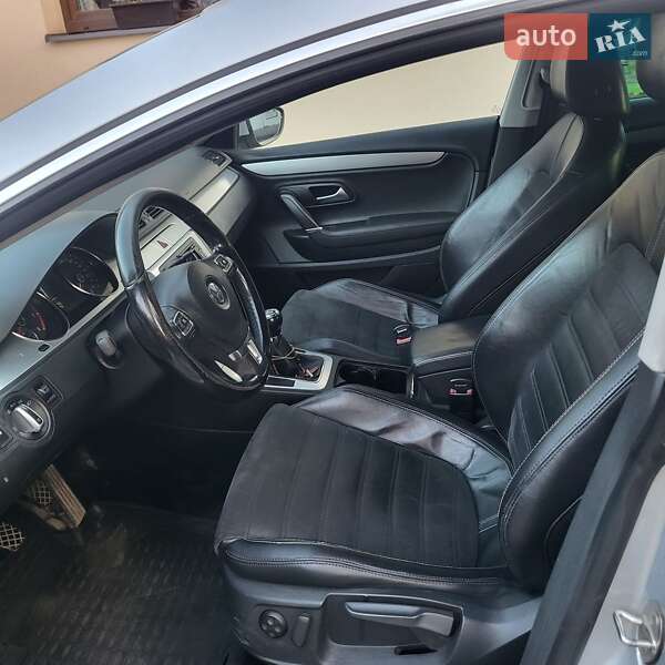 Купе Volkswagen CC / Passat CC 2009 в Коломиї