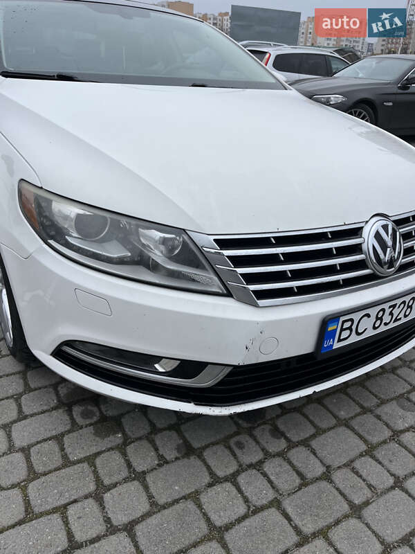 Купе Volkswagen CC / Passat CC 2012 в Львові