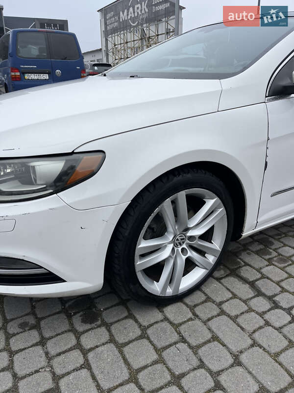Купе Volkswagen CC / Passat CC 2012 в Львові