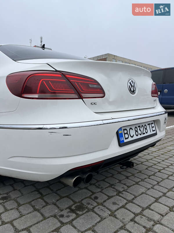 Купе Volkswagen CC / Passat CC 2012 в Львові
