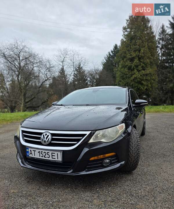 Купе Volkswagen CC / Passat CC 2011 в Львові фото Купе Volkswagen CC / Passat CC 2011 в Львові