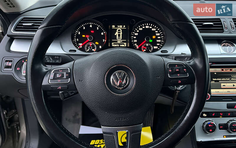 Купе Volkswagen CC / Passat CC 2013 в Коломиї