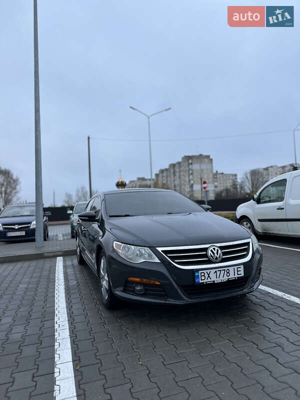 Купе Volkswagen CC / Passat CC 2012 в Хмельницькому