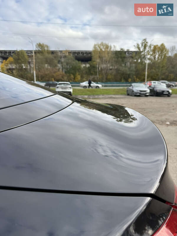 Купе Volkswagen CC / Passat CC 2011 в Киеве