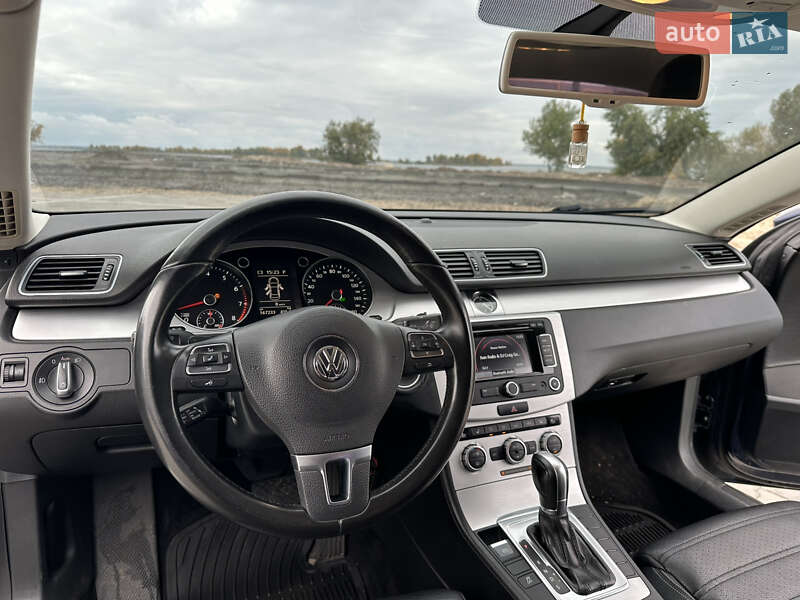 Купе Volkswagen CC / Passat CC 2013 в Кропивницком